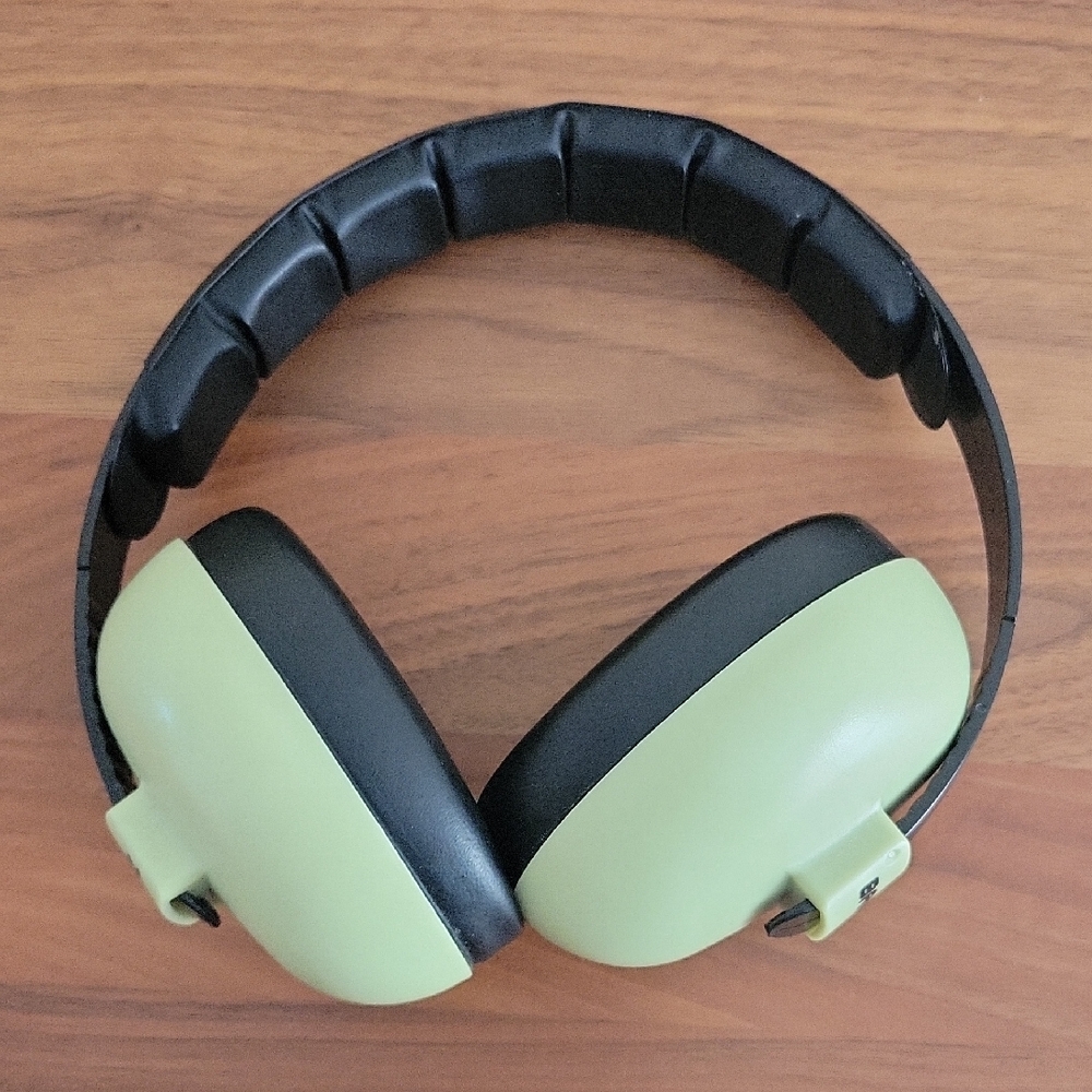 Banz Baby Earmuffs to Protect Little Ears